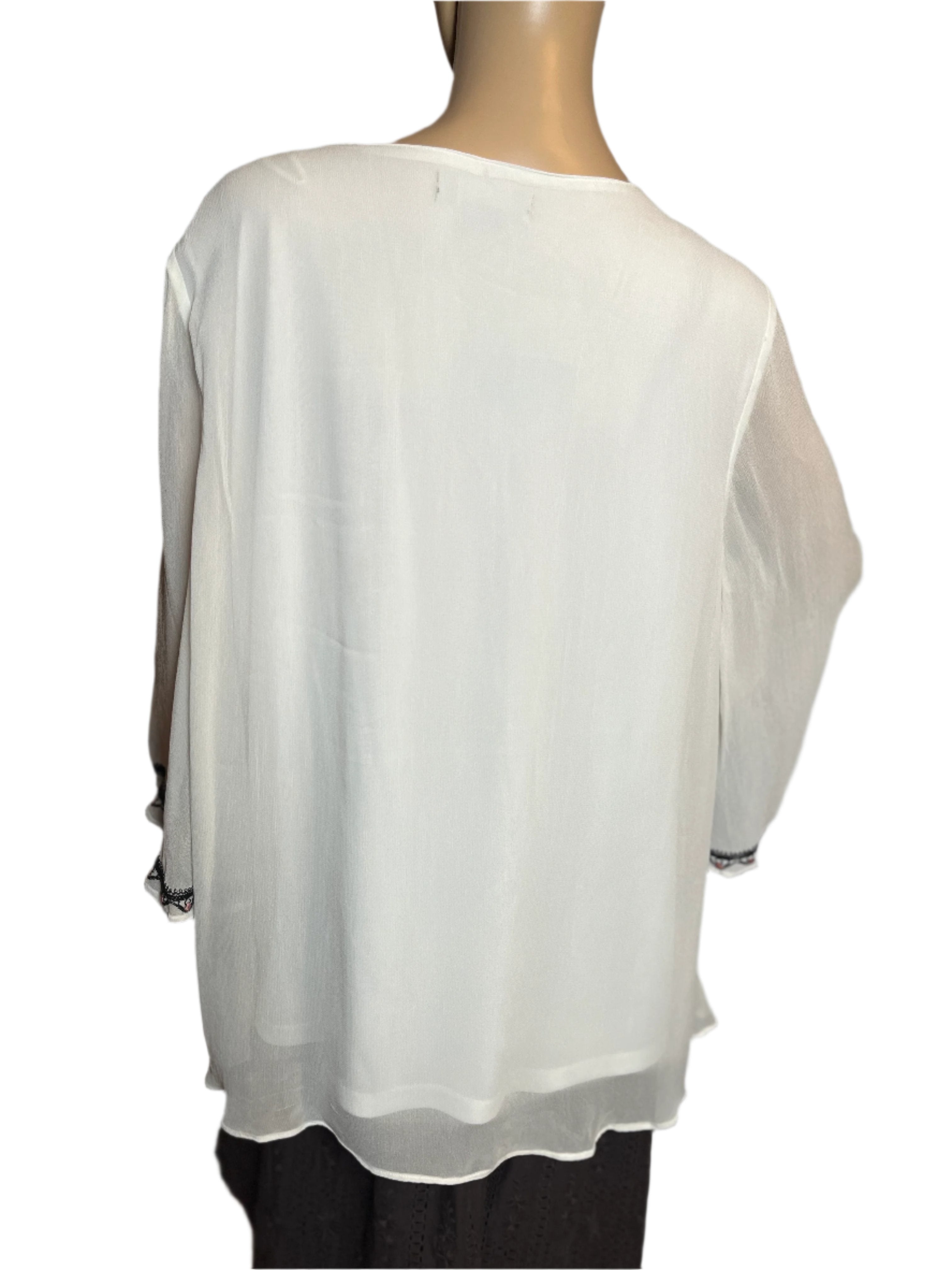 Michael Studio Collection (Size 18) Pull Over Black and White Stylish Blouse