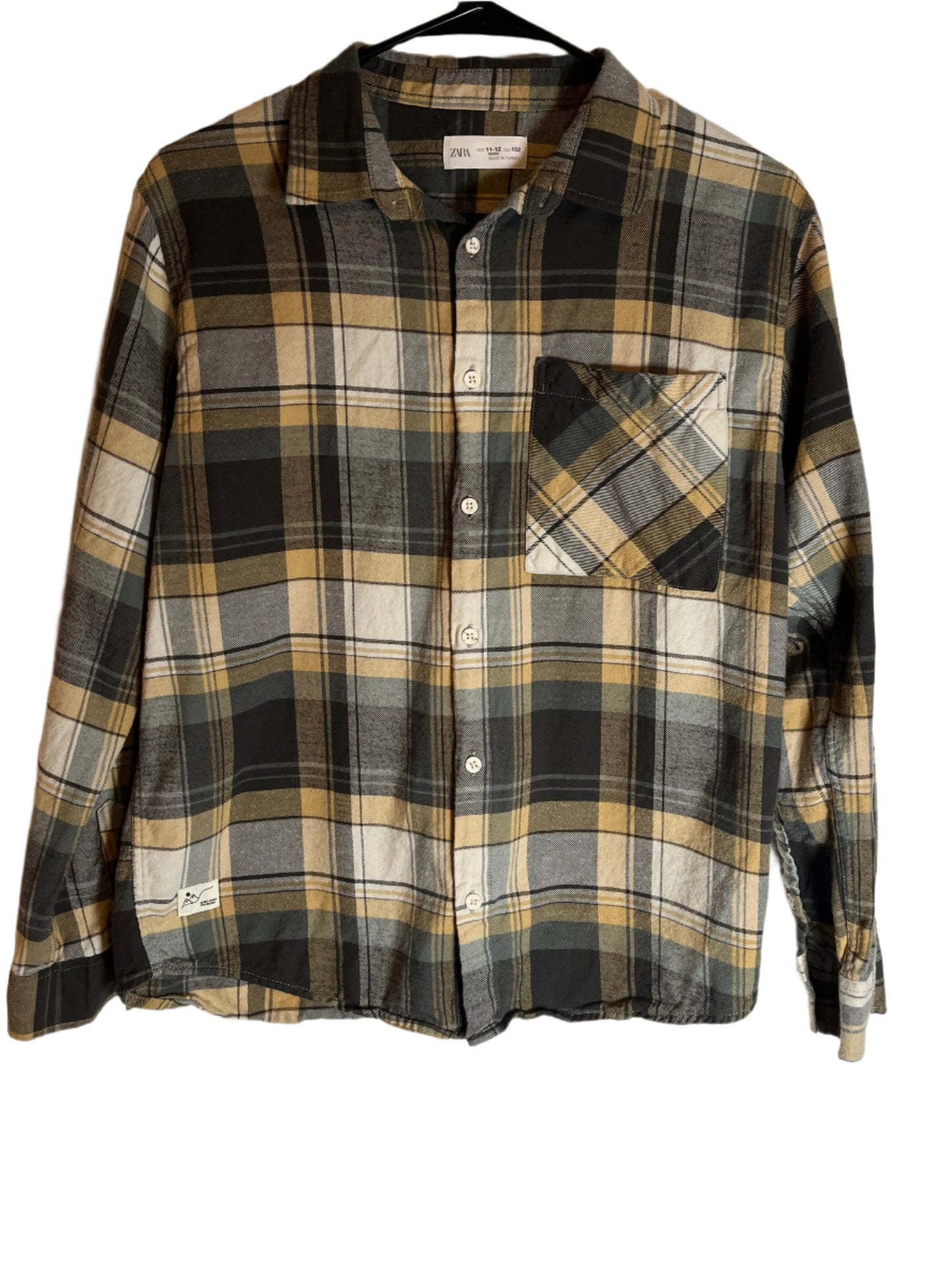 Zara warm buttoned shirt (size 11-12)