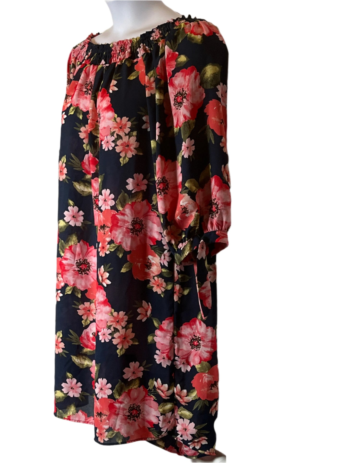 Love J Blue/Pink Floral Kimono Style Dress (Size 2x)