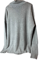 Noda Warm , cozy, soft beautiful gray sweater (size Large)