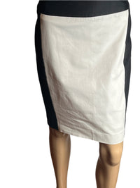 The Limited (size 0) black and white zipper closure mini skirt