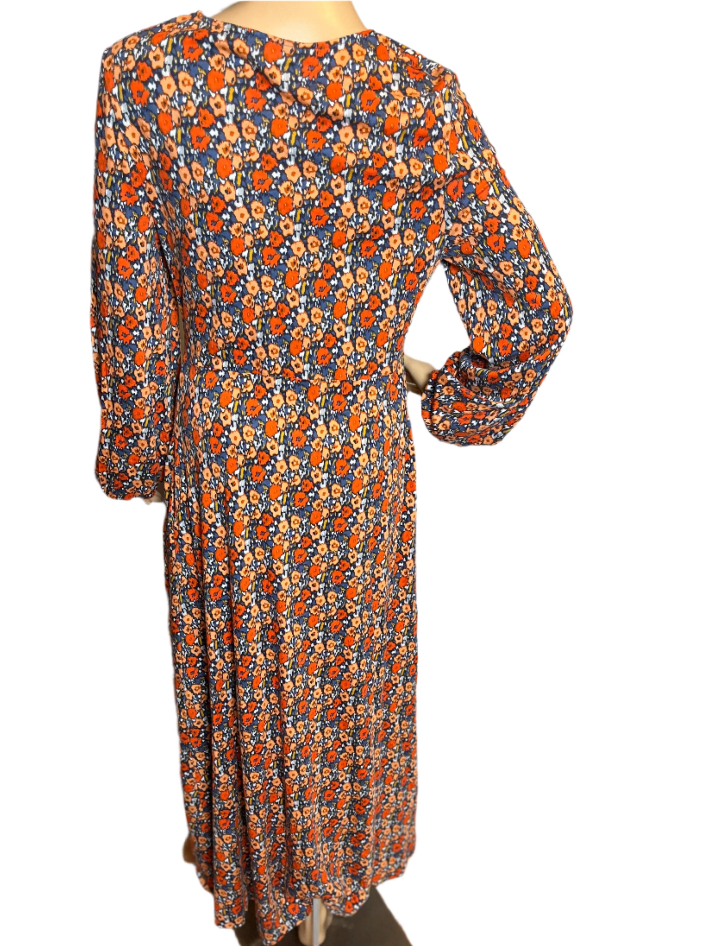 Fit & Flare (size 10) Multicolored floral Maxi dress with pockets