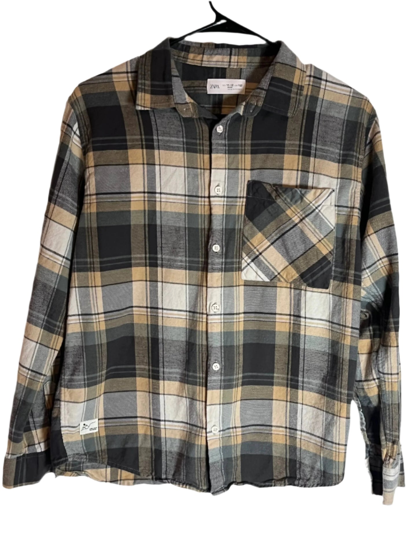 Zara warm buttoned shirt (size 11-12)