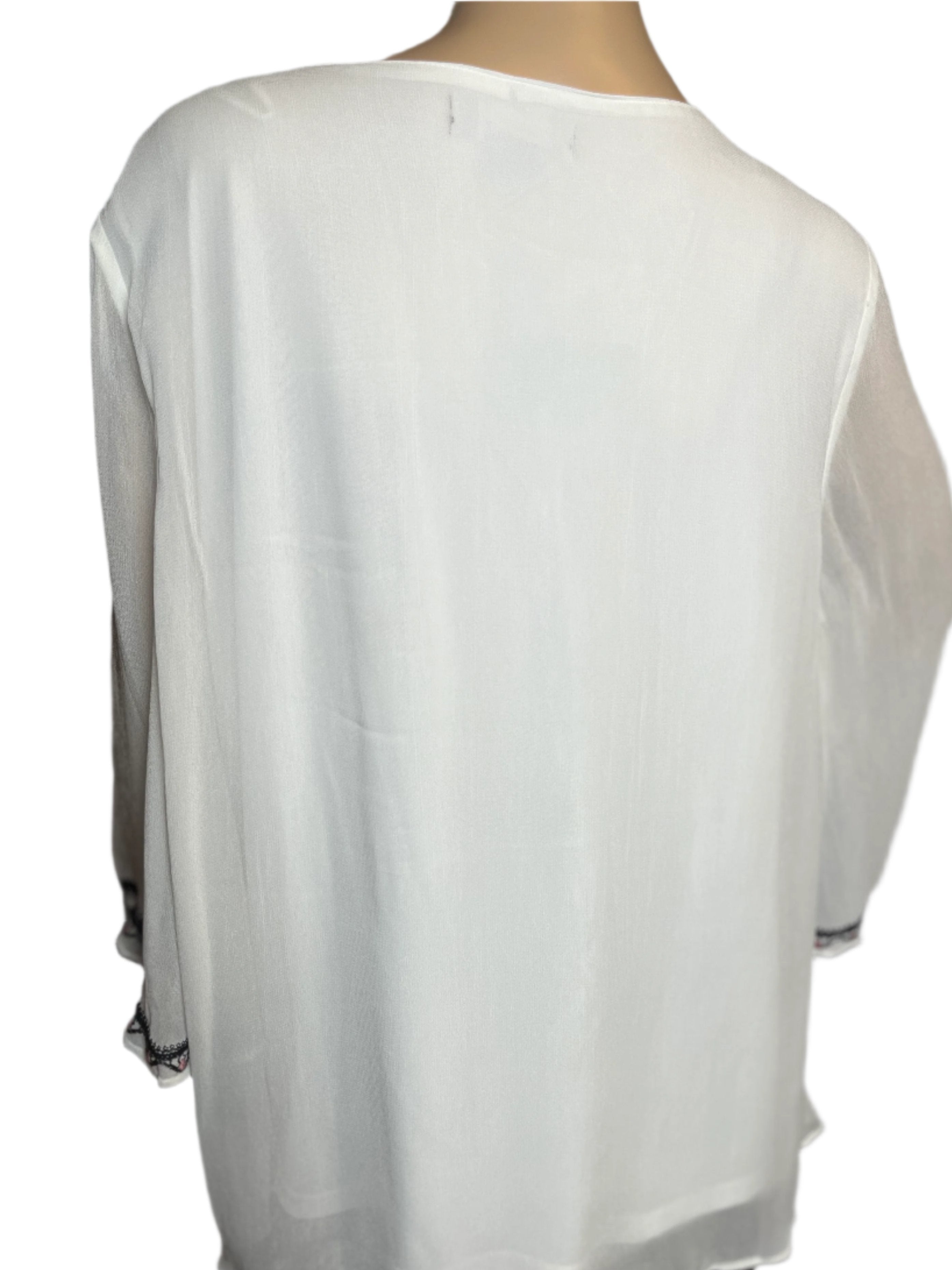 Michael Studio Collection (Size 18) Pull Over Black and White Stylish Blouse