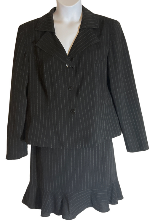 Julian Taylor 2 Piece Skirt Suit Black with Blue Threads (Size 18)