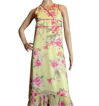 Floral fit and flare stylish yellow dress ( fits smaller).  Size 14