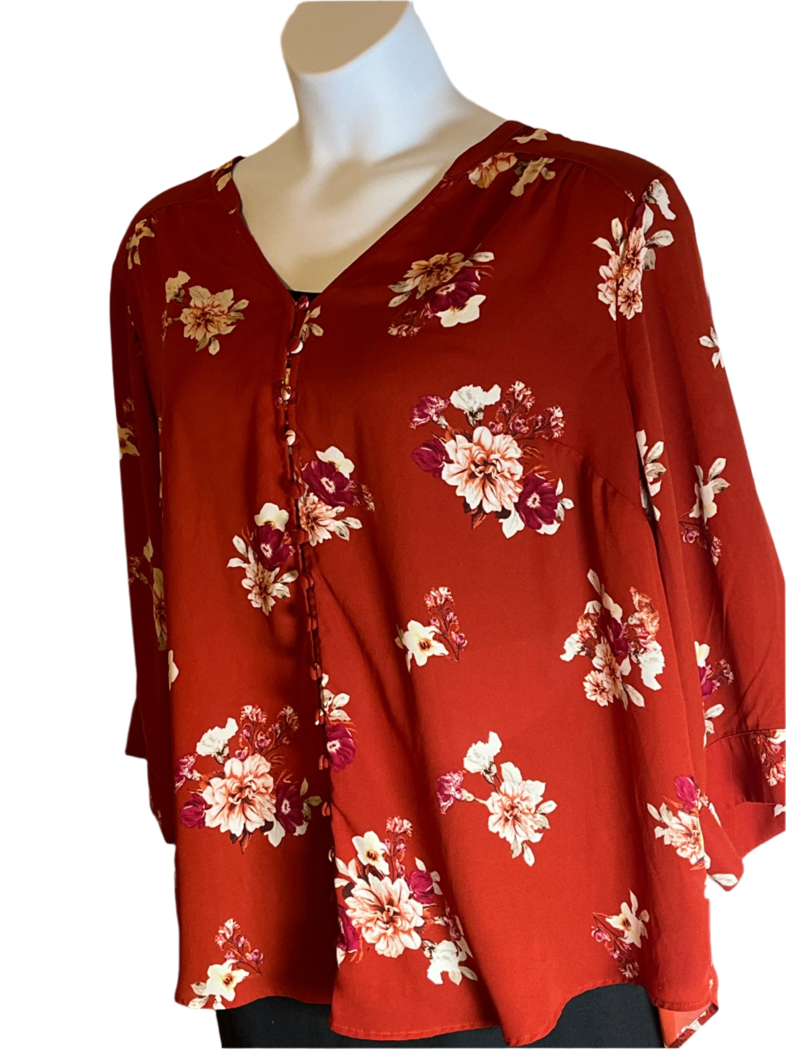 Torrid-Burgundy Floral Tunic V Neck Plus size (3x) buttoned blouse (3/4 Wide Sleeves)