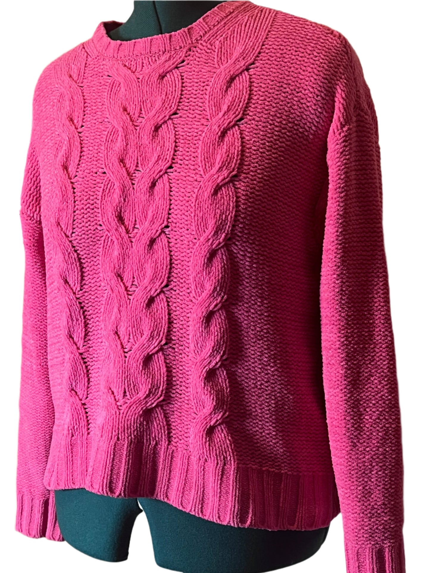 American Eagle Pink Knitted Round Neckline Pullover sweater (Size small)