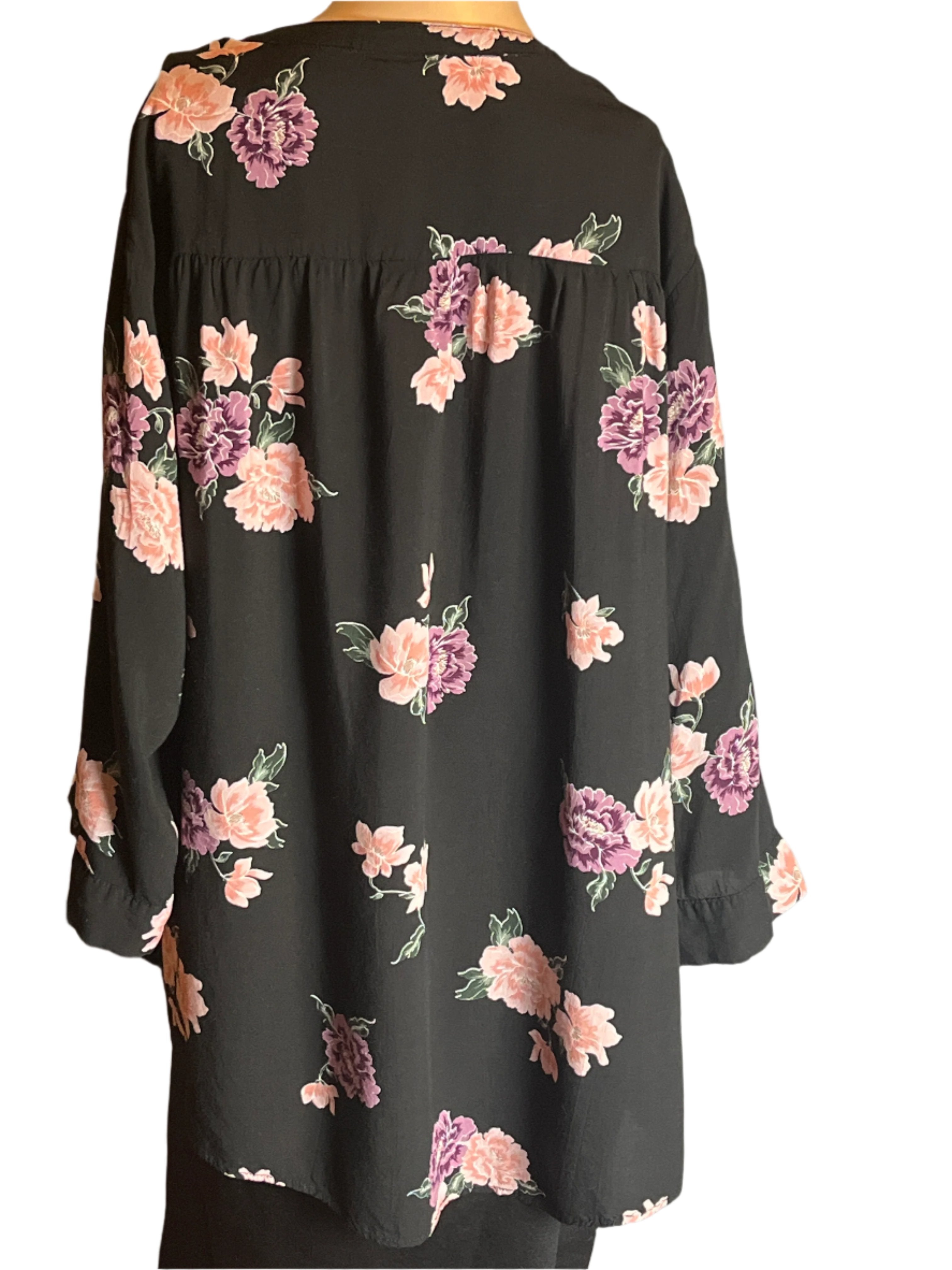 Black and pink floral Tunic Buttoned Up Blouse (plus size 3x)